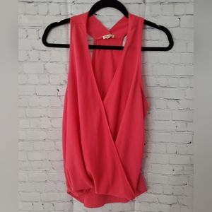 Razor back flowy top